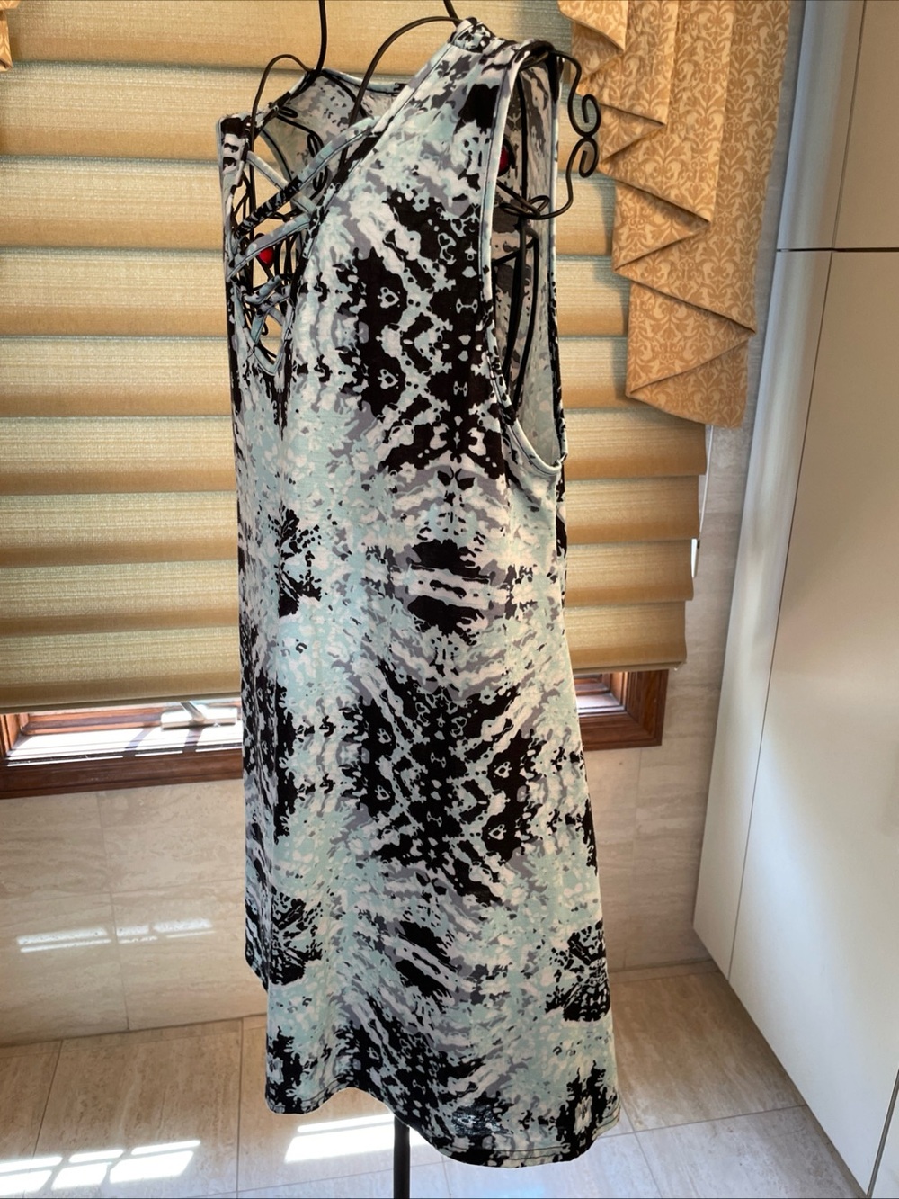 Bobby Brooks Women’s Mint Green/Black/White A-Line Tank Dress Caged Front Sz XL - Picture 5 of 10